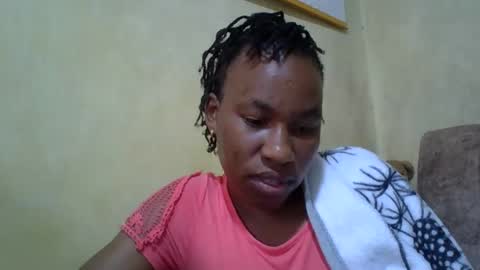 sweetdiva2012 online show from February 12, 7:55 am