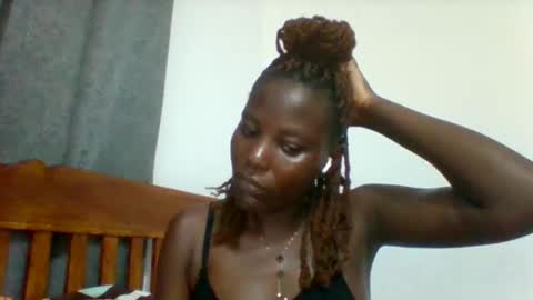 sweetfel online show from February 20, 8:20 pm