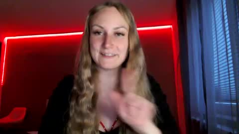 sweetgermangoddess online show from July 7, 6:21 pm