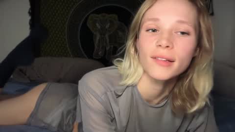 sweetgracee online show from January 4, 7:13 am