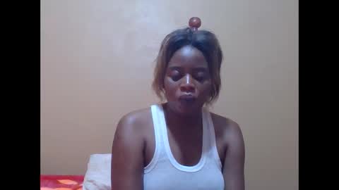 sweetib1 online show from September 24, 7:40 am