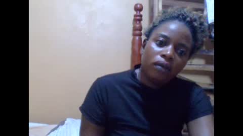 sweetib1 online show from February 17, 5:04 am