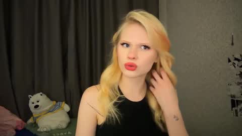 sweetie Lisa3 online show from January 20, 2:14 pm