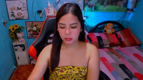 Nicole online show from January 16, 4:28 pm