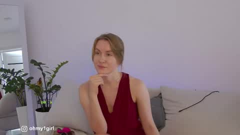 SweetKira1 online show from March 2, 10:55 am