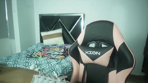 sweetlovemodel online show from February 5, 10:57 pm