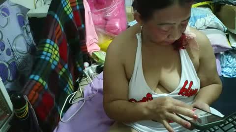 sweetmature_69 online show from May 30, 1:20 pm