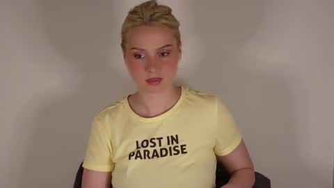 sweetpunisher1 online show from July 1, 7:57 pm