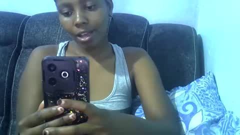 queen online show from March 9, 4:59 am