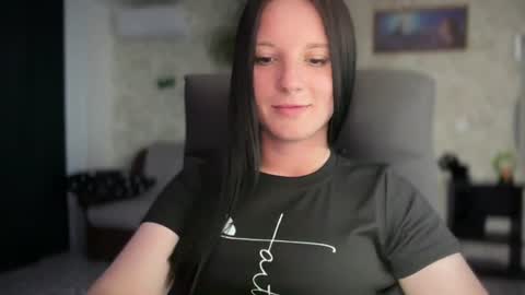 Sweet Shy online show from June 28, 5:41 pm