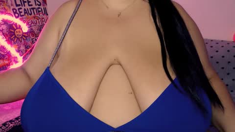 Maya online show from September 21, 8:40 pm