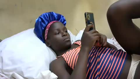 sweetvallerie online show from February 13, 11:47 pm