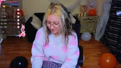 Hot Candy online show from October 20, 5:54 am