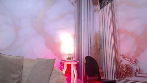 LAURA online show from February 14, 1:02 pm