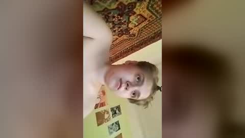 sweetyniko online show from June 20, 10:30 am