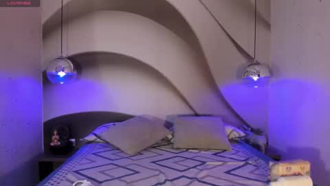 Sylvia Leos online show from January 25, 11:46 am