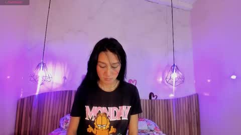 Sylvia Leos online show from February 19, 11:38 am