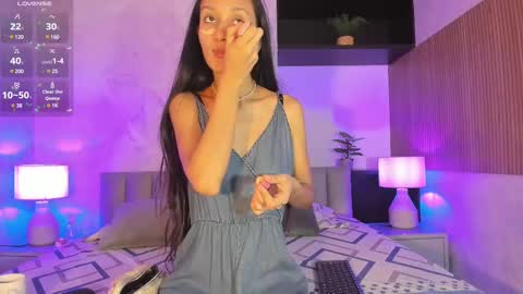 Sylvia Leos online show from February 26, 12:16 pm