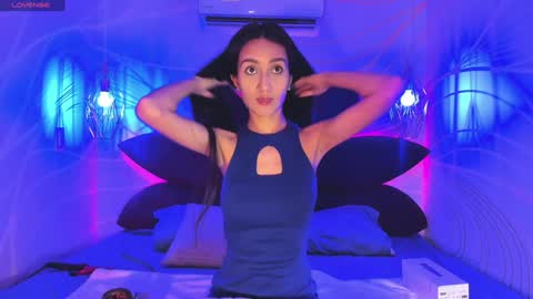 Sylvia Leos online show from January 21, 11:35 am