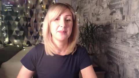 Sylvia online show from November 10, 6:19 am