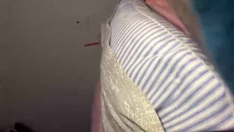 taebaeebe online show from April 29, 9:45 am