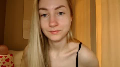  Kira  online show from March 5, 6:01 am