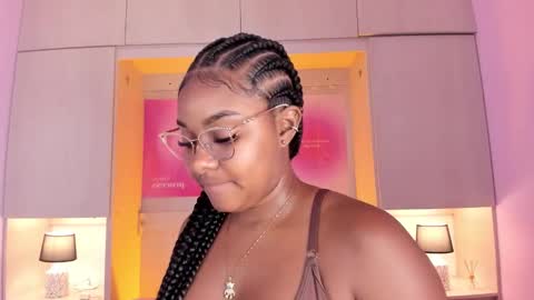 Tami online show from September 18, 8:29 pm