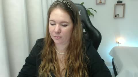 Im Samy online show from December 31, 1:47 am