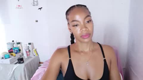 tamylynn online show from March 11, 8:55 pm