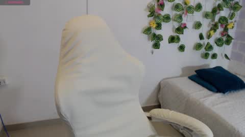 Tania  online show from January 31, 7:11 pm