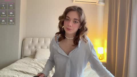 Mia online show from April 13, 2:02 am