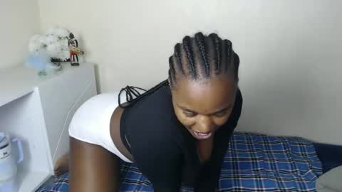 tania online show from October 24, 2:07 am