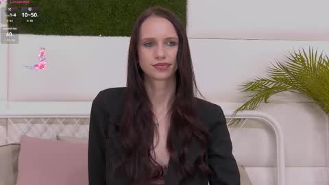 taraharriss online show from March 17, 9:13 am