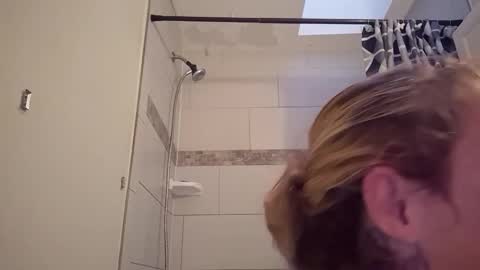 taranitup online show from January 16, 11:01 pm