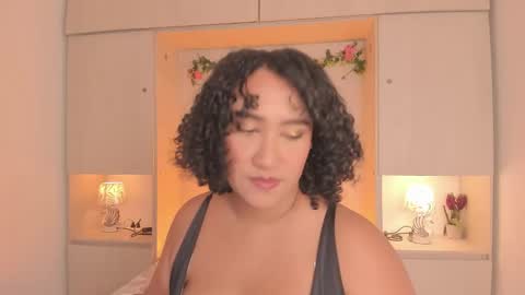  T A R A  online show from October 22, 4:17 am