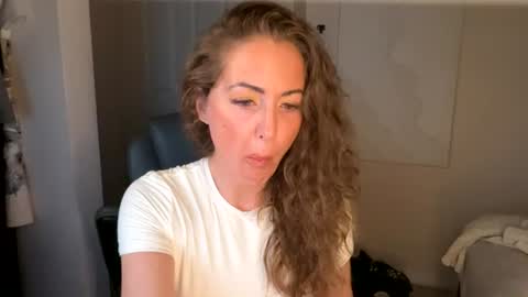 Tarra Rose online show from August 1, 8:11 pm