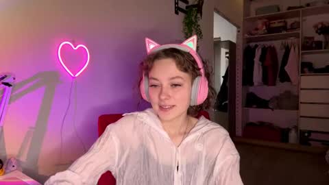 Darlin online show from February 26, 10:31 pm