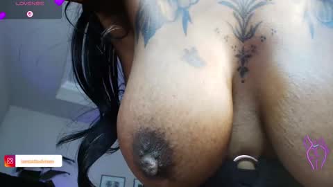 Tatted Queen online show from December 4, 2:03 am