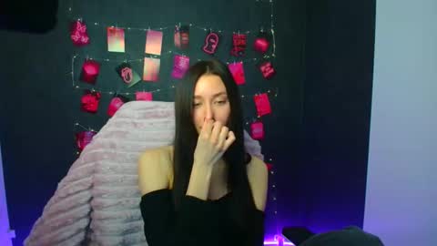 Taya online show from April 8, 6:04 am