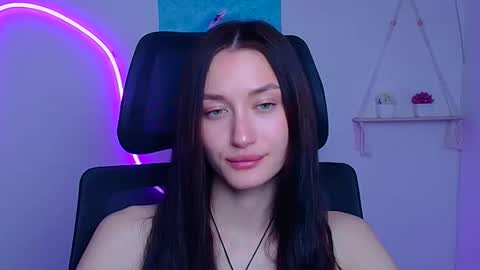 Taya online show from April 23, 12:40 pm