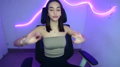 Tayla online show from September 25, 8:13 am