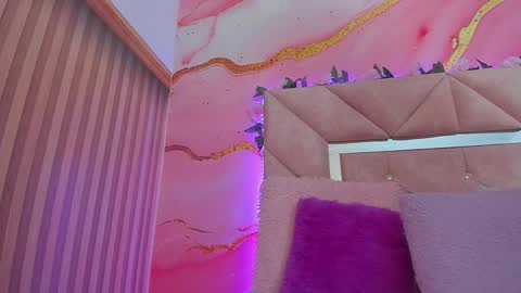 Sarah  online show from October 16, 7:16 pm