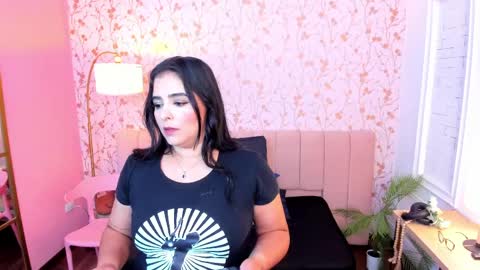 Taylor Bennet online show from June 5, 12:22 pm