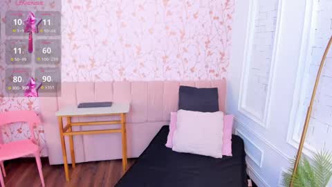 Taylor Bennet online show from March 31, 12:05 pm