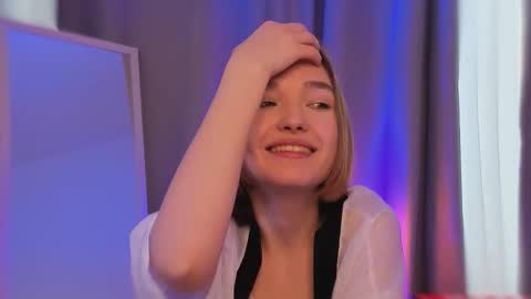 all me precious   online show from February 20, 5:28 am