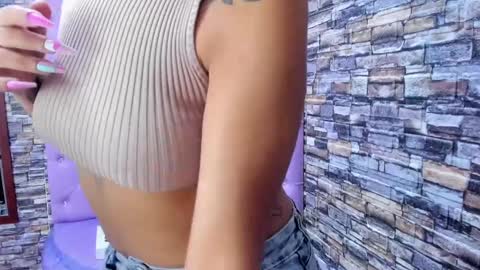 Tayloor online show from January 19, 3:08 am