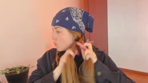 tekila__ online show from May 12, 9:32 pm