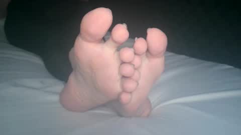 Viv West online show from October 15, 4:15 am