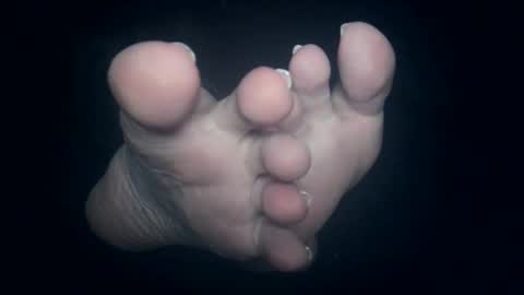 Viv West online show from January 19, 5:25 am