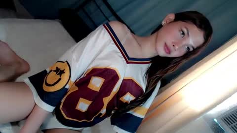 Lily online show from May 29, 2:53 am